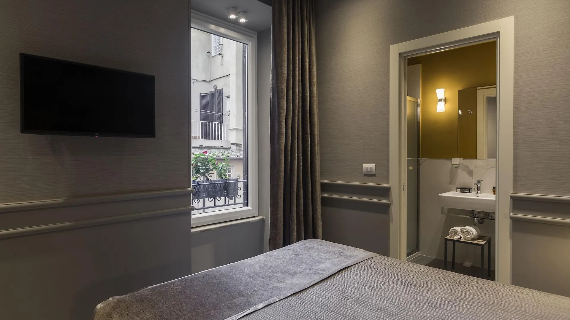 San Carlo Suite Rome Guest house