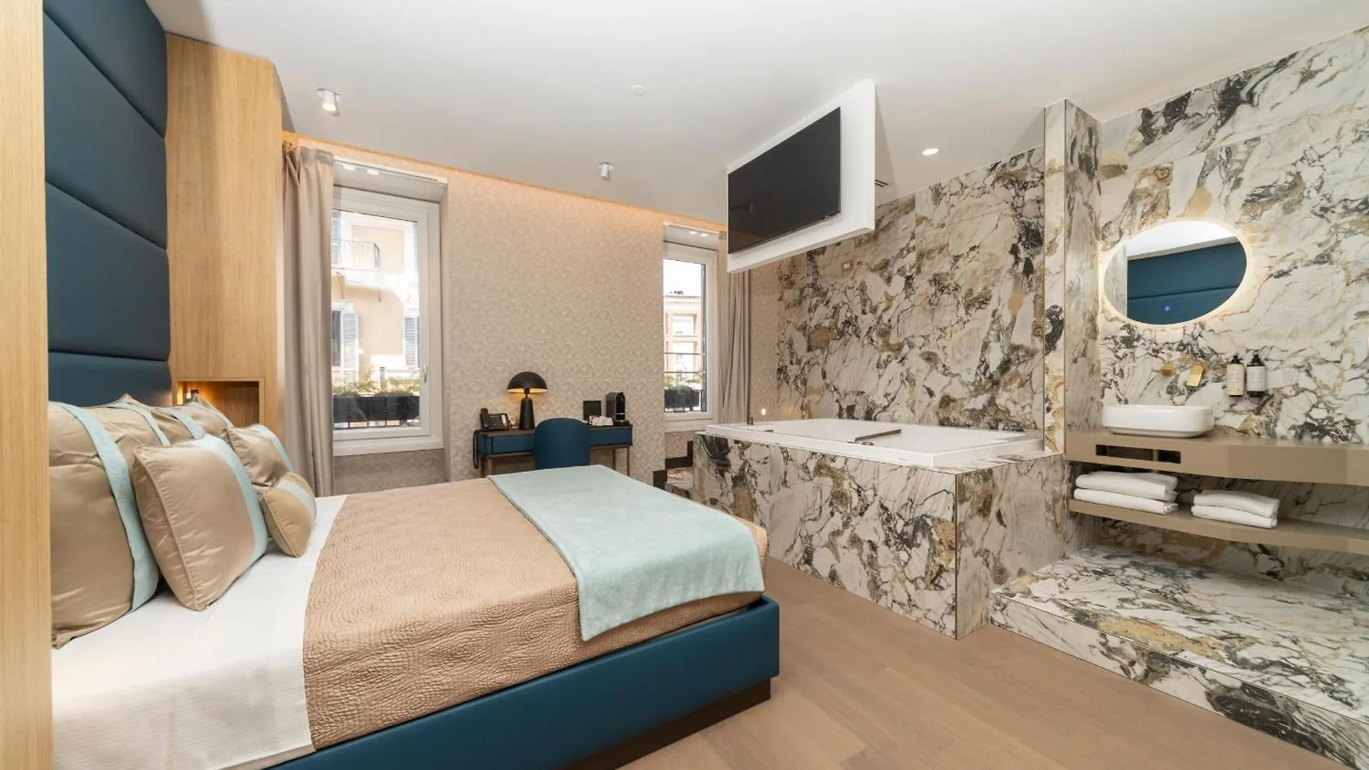 San Carlo Suite Rome 4*,