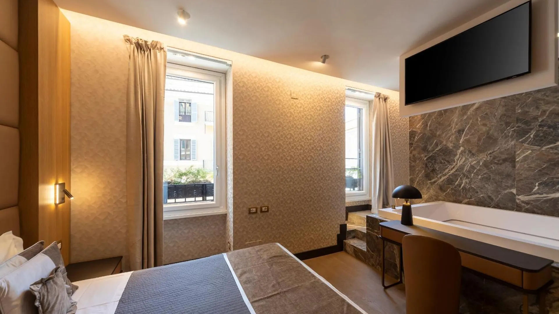 San Carlo Suite Rome 4*,  Italy